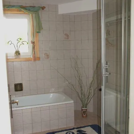 Klose Apartment *