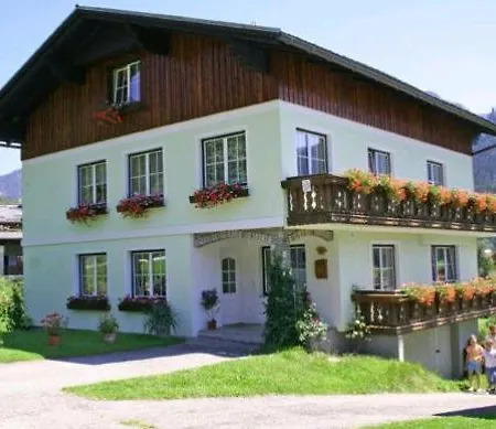 Klose Apartment *